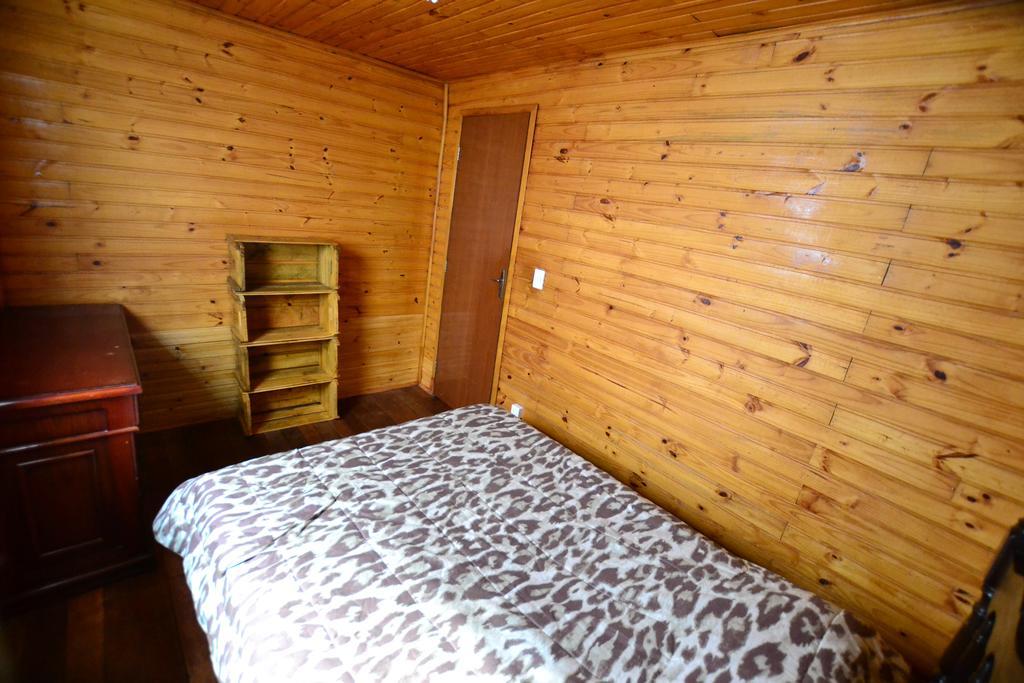 Hostel Cuesta โบตูคาตู ภายนอก รูปภาพ