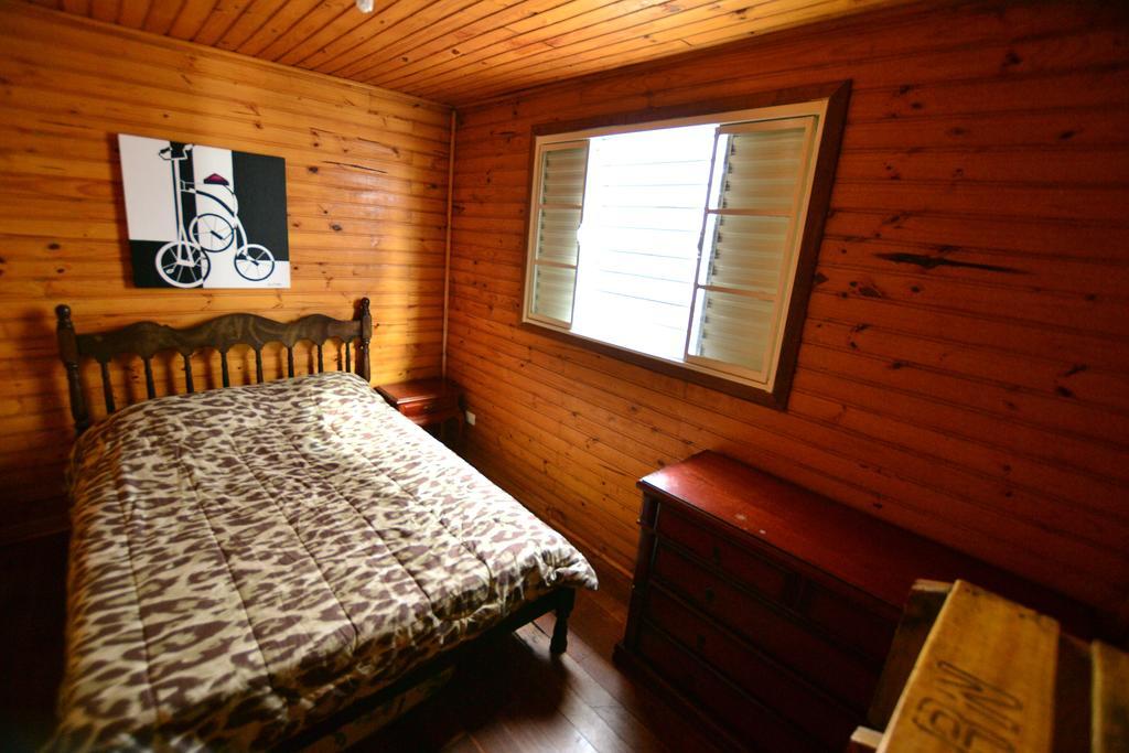 Hostel Cuesta โบตูคาตู ภายนอก รูปภาพ